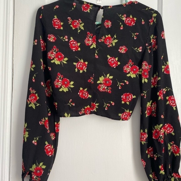 Zara Crop Top, Black/Red floral, Medium Y2K - Picture 5 of 13